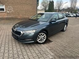 SKODA Octavia Limousine DSG*LED*Digital*Head-Up*Navi*