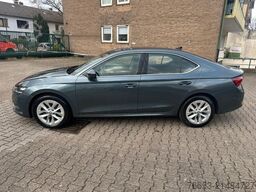 SKODA Octavia Limousine DSG*LED*Digital*Head-Up*Navi*