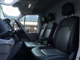 Volkswagen Crafter 35 2.0 TDI L3H2 AUT/ LED/ CAMERA/ ACC/ ...