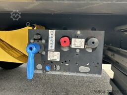 KRONE SE/DA03 DRYLINER 3-ACHS KOFFERAUFLIEGER