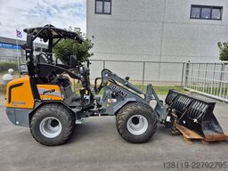Giant G2500 X-TRA HD