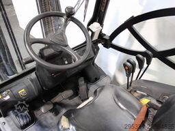 Hyundai 25D-9