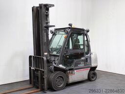 Nissan YG 1 D 2 A 32 Q