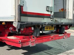 SCHMITZ CARGOBULL N/A SCB*S3B CARRIER VECTOR 1550 LIFT AXLE TAIL L