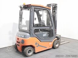 Toyota 8 FBM 20 T