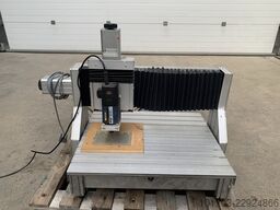 ISERT ELECTRONIC X 350 / Y 300 / Z 70 mm - 24000 RPM
