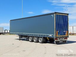 Schmitz Cargobull Curtainsider Mega