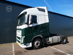 Volvo FH 420 tractor unit