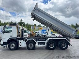 VOLVO FMX-460 8x4 2S Kipper
