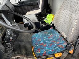 MAN 33.302 (MANUAL PUMP / POMPE MANUELLE / 6 CYLIND...