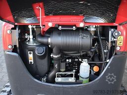 Yanmar SV22 mit Löffelpaket