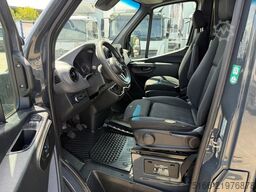 MERCEDES-BENZ SPRINTER 316 CDI Koffer 4,40 m LBW 0,75 T*KLIMA