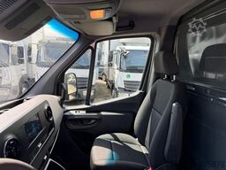 MERCEDES-BENZ SPRINTER 316 CDI Koffer 4,40 m LBW 0,75 T*KLIMA