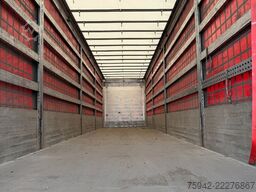 SCHMITZ CARGOBULL SCB/S3T BORDWANDSIDER EDSCHA LIFT