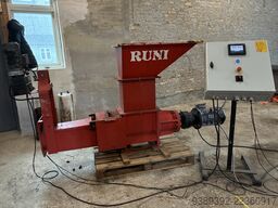 Runi SK240