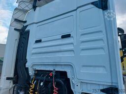 MAN TGX 18.510 LLS-U -INTARDER-2 Tanks-ACC-TOP