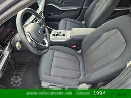 BMW 320 d xDrive Navigation PDC
