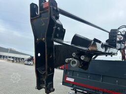 Mercedes-Benz Antos 2030 4x2 Atlas 120.2E-A 3 L Euro 6