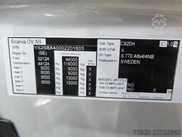 Scania S770 8x4/4 / 180.000 KG / HYDRAULIC
