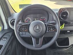 MERCEDES-BENZ SPRINTER 317 L2H2 3.5T-Trekhaak!