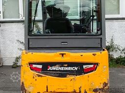 Jungheinrich EFG 425k 5m/ 5489mh/ 4v