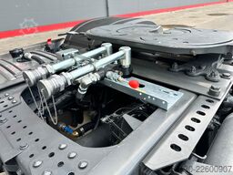 MERCEDES-BENZ Actros 1853 LS 4x2 BL Schubbodenhydraulik