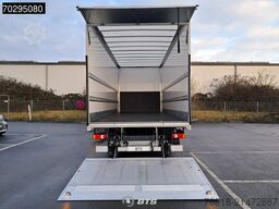 DAF XB 230 4X2 FA DC 12t - Paccar Body Koffer