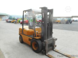 Hyundai HDF30II Triplex + SS
