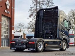 Volvo FH 13.500 Globetrotter XL 4x2 - NEW - Full spec...