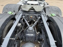 VOLVO 650 6x4 EURO 6 Sattelzugmaschine