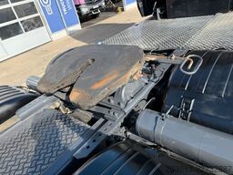 SCANIA S 650 A6x4NB 6x4 Sattelzugmaschine