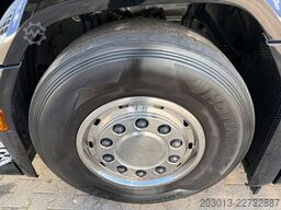 SCANIA S 650 A6x4NB 6x4 Sattelzugmaschine