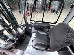 Still RX60-30 [ID: 50]