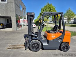 DOOSAN D25