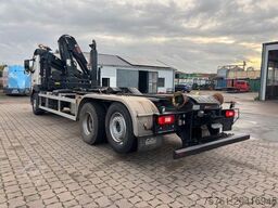VOLVO FM 420 Haken mit Kran