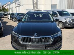 SKODA Octavia Combi Ambition