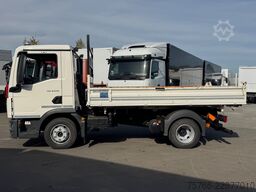MAN TGL 8.220 / 2 x AHK / 3 SITZE