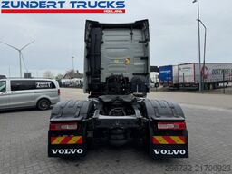 Volvo FH 460 GLOBETROTTER,IPARCOOL,2 TANKS, 2 BEDS