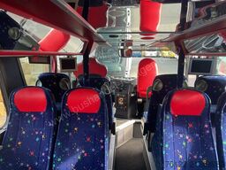 Setra S 328 DT
