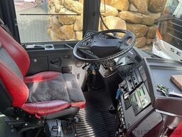 Setra S 328 DT
