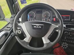 M.A.N. 28.480 TGX XXL 6X2 BOOGIE