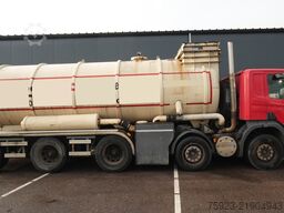 Scania P 380 – 10x4 blow and suck truck