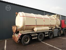 Scania P 380 – 10x4 blow and suck truck