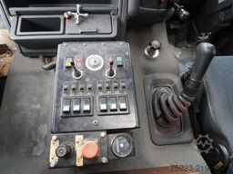 DAF 65.180 ATI right-hand drive street sweeper truck
