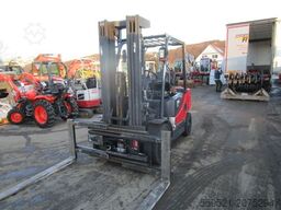 Doosan 3,5 Ton.- Triplex 5m + Zinkenversteller + SS