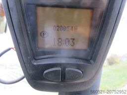 Linde H30D-02 Triplex-Freihub 4,7m Hubhöhe + Seitenschie