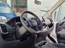 FIAT Fiat Ducato 9 Sitzer Systemboden Rolli Stock