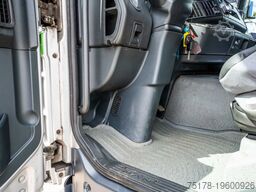 MAN TGM 18.280 BL+DHOLLANDIA 1500KG