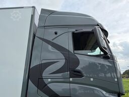 Iveco AS190S/P S-WAY