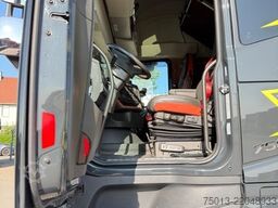VOLVO FH 750 6X2/4 in Voll- Ausstattung, Kipphydraulik